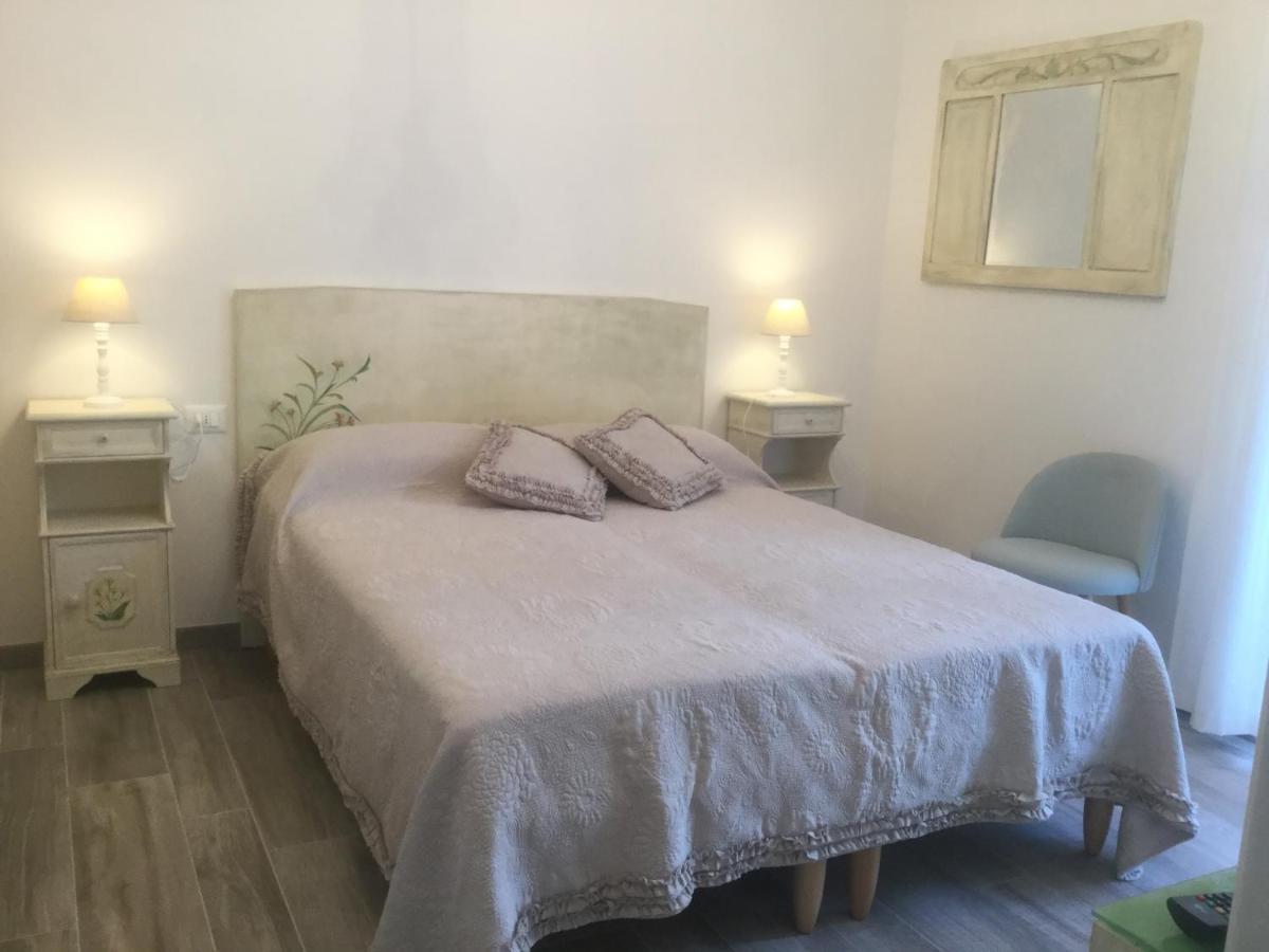 Castelli In Aria Bed & Breakfast Finale Ligure Exterior photo